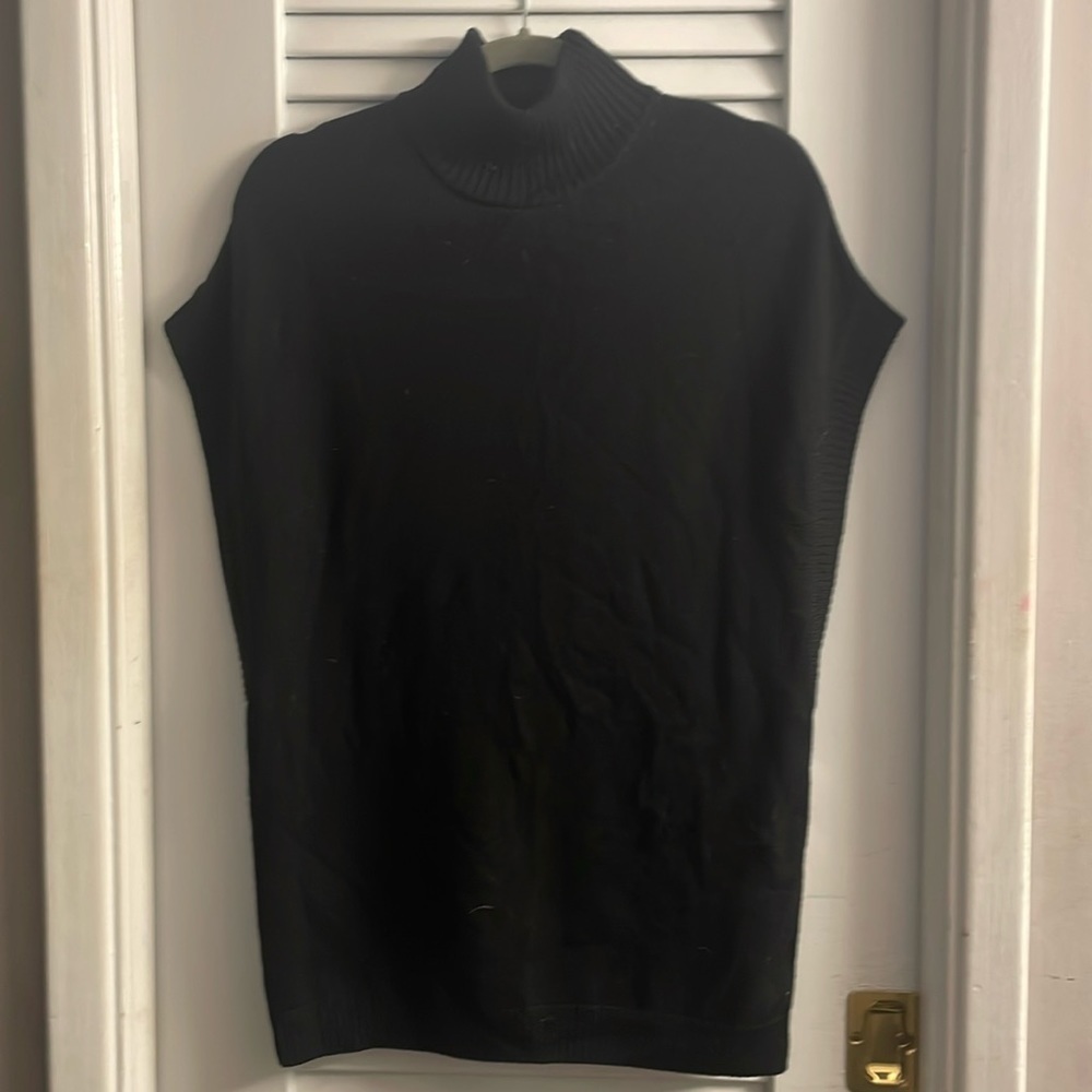 Per Se NWT Mock Neck Sleeveless Meriano Sweater:Side Buttons Size S